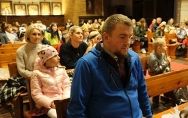 Korow&oacute;d świętych66