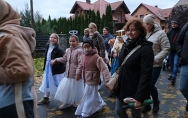 Korow&oacute;d świętych32