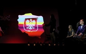 Międzypokoleniowa Wieczornica Niepodległościowa060