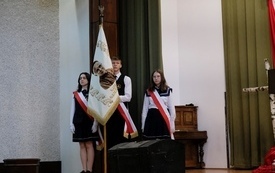 Ślubowanie klas pierwszych w Sanktuarium47
