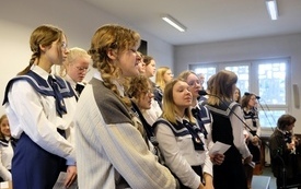 Ślubowanie klas pierwszych w Sanktuarium27