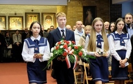 Ślubowanie klas pierwszych w Sanktuarium23