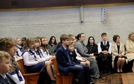 Ślubowanie klas pierwszych w Sanktuarium17