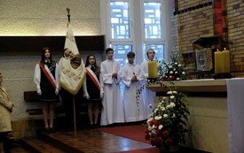Ślubowanie klas pierwszych w Sanktuarium11