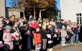 Wsp&oacute;lmie zaśpiewaliśmy hymn45