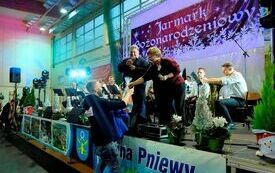 Jarmark Bożonarodzeniowy w Pniewach 2023 (192)