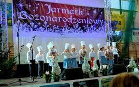 Jarmark Bożonarodzeniowy w Pniewach 2023 (158)