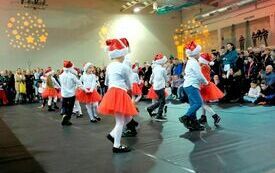 Jarmark Bożonarodzeniowy w Pniewach 2023 (137)