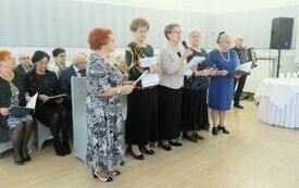 Spotkanie przy wigilijnym stole OPS (38)