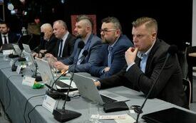 Sesja Rady Miejskiej Pniewy0108