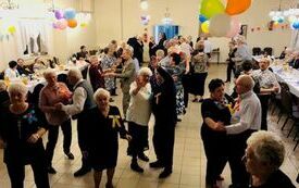 Bal Senior&oacute;w (2)