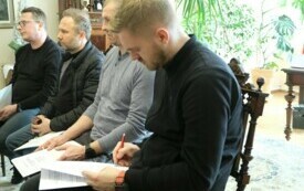 podpisanie um&oacute;w z klubami sportowcami13