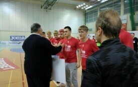 gratulacje dla drużyny U-19 (1)
