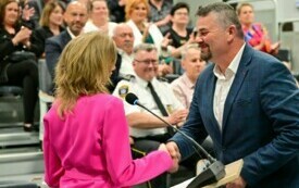 I Sesja nowej Rady001023