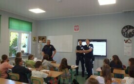 Straż Miejska i Policja z wizytą w Szkole Podstawowej w Nojewie (8)