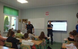 Straż Miejska i Policja z wizytą w Szkole Podstawowej w Nojewie (4)