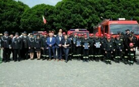 Ślubowanie członk&oacute;w Młodzieżowej Drużyny Pożarniczej111