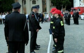 Ślubowanie członk&oacute;w Młodzieżowej Drużyny Pożarniczej077