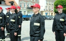 Ślubowanie członk&oacute;w Młodzieżowej Drużyny Pożarniczej018