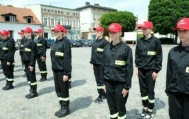 Ślubowanie członk&oacute;w Młodzieżowej Drużyny Pożarniczej014
