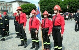 Ślubowanie członk&oacute;w Młodzieżowej Drużyny Pożarniczej009