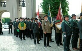 30-lecie Reaktywacji Kurkowego Bractwa w Pniewach-uroczystości kościelne0113