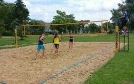 Otwarty turniej siatk&oacute;wki plażowej w Łazienkach (4)