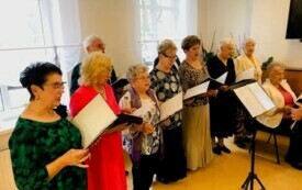 Spotkanie urodzinowe senior&oacute;w (2)