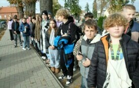 Upamiętnienie powstańc&oacute;w na Cmentarzu Parafialnym w Pniewach04