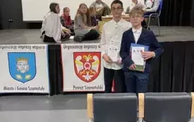 Nauczyciele zostali odznaczeni za działalność społeczną w PTTK (12)