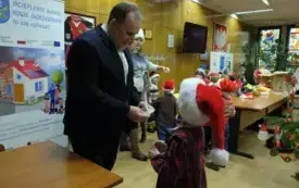 Ubieranie choinki w Urzędzie28