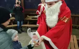 Spotkanie z Mikołajem w sołectwach0183