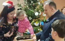 Spotkanie z Mikołajem w sołectwach0153