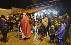 Spotkanie z Mikołajem w sołectwach0138