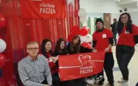 Społeczność bursy wsparła Szlachetną Paczkę (13)