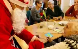 Dzieci z przedszkole MIś grupa ,,Bratki u senior&oacute;w (20)