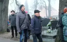 uroczystość pod pomnikiem 27 grudnia (71)