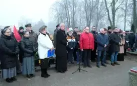 uroczystość pod pomnikiem 27 grudnia (69)