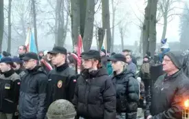 uroczystość pod pomnikiem 27 grudnia (66)