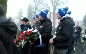 uroczystość pod pomnikiem 27 grudnia (30)