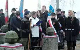 uroczystość pod pomnikiem 27 grudnia (28)