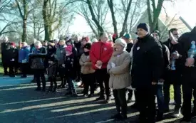 Chwila Pamięci o Powstańcach w Psarskiem0111