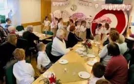 Dzien Babci i Dziadka u Senior&oacute;w (6)
