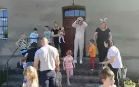 Poszukiwania wielkanocnego zajączka w Nosalewie (13)