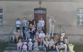 Poszukiwania wielkanocnego zajączka w Nosalewie (9)