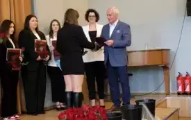 Zakończenie roku szkolnego klas maturalnych217