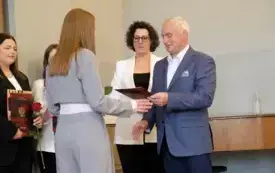 Zakończenie roku szkolnego klas maturalnych209