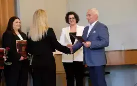 Zakończenie roku szkolnego klas maturalnych208
