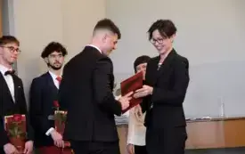 Zakończenie roku szkolnego klas maturalnych188