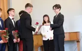 Zakończenie roku szkolnego klas maturalnych179